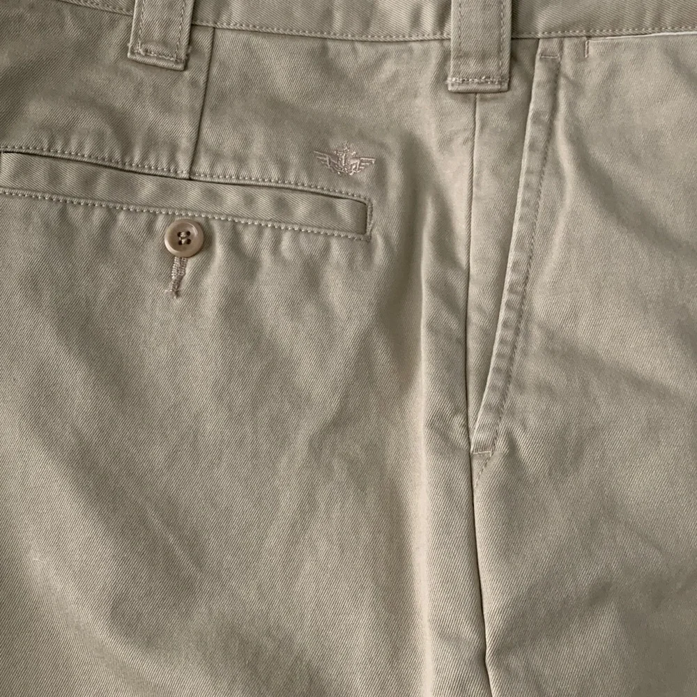 Dockers Khaki Chinos - Picture 4 of 10